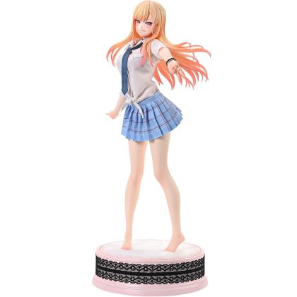 Photo by Tomato Republic Chile on May 6, 2025. An anime-style image of 1 figura Marin Kitagawa Premium Masterline 1/4 Scale